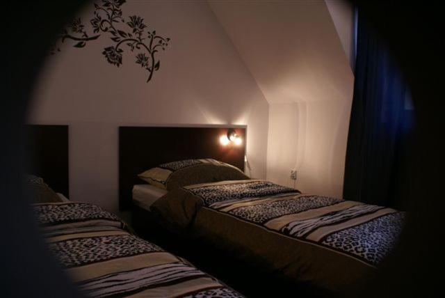 Hotelik Pod Baranami Siechnice Eksteriør bilde